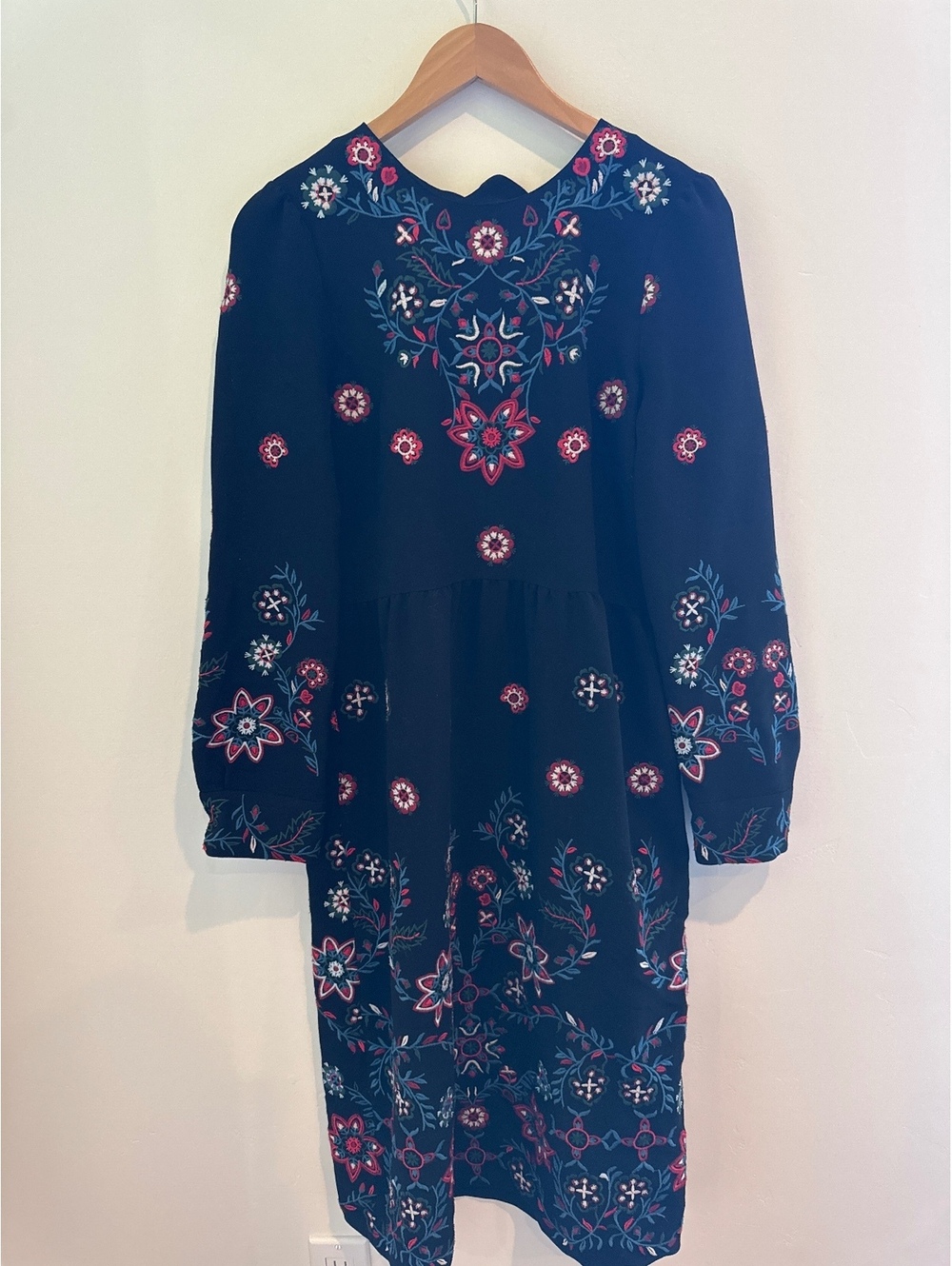 Zara Woman Size L Black Floral Embroidered Dress Boho Folk